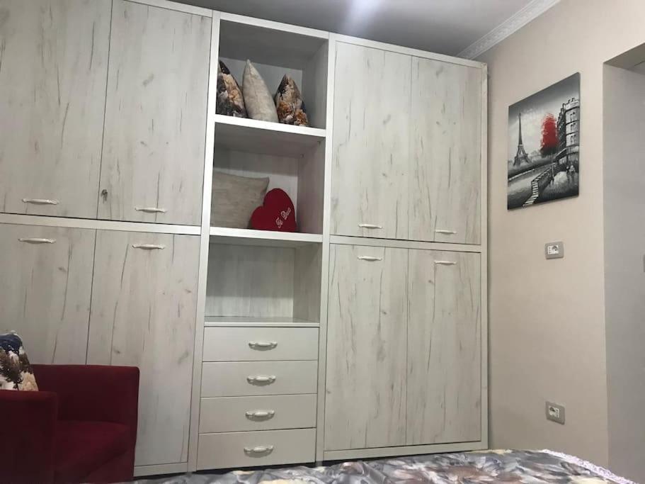 Warm Apartment In The Center Of Tirana City Extérieur photo